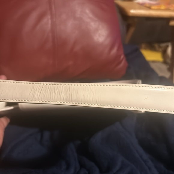 Lancel - White Glossed Leather Structured Handbag - Picture 8 of 9